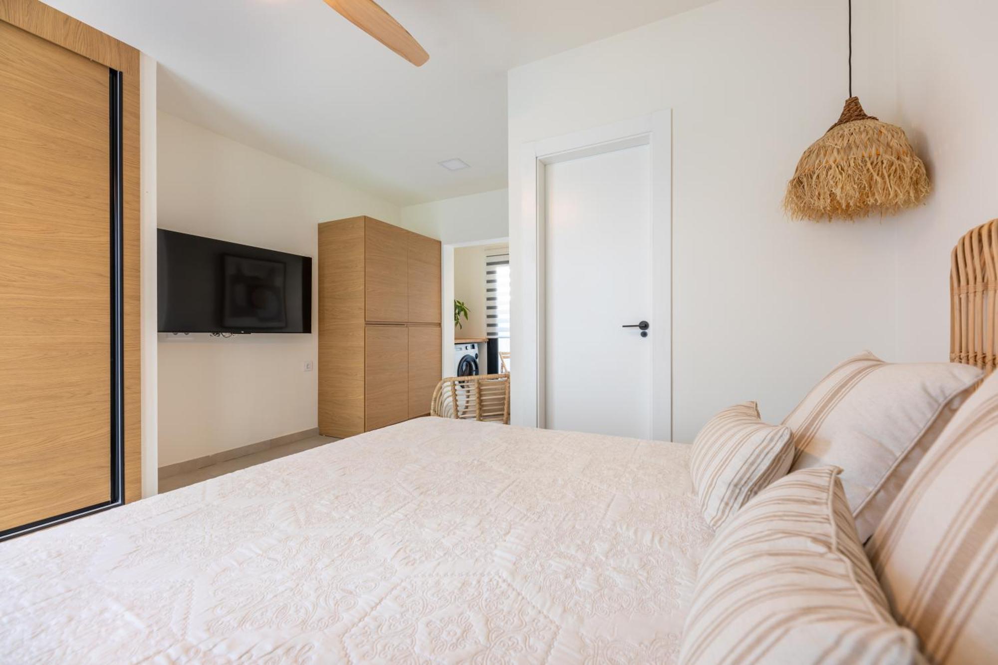 Urban Chill Private Pool By Holidays Appartement