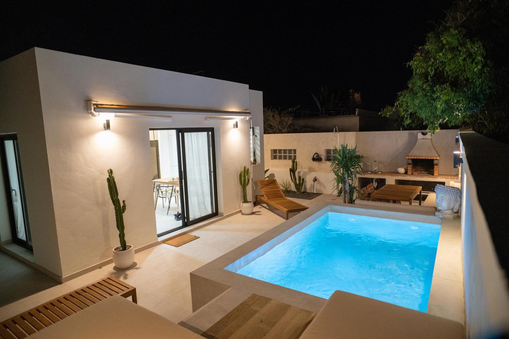 Appartement Urban Chill Private Pool By Holidays